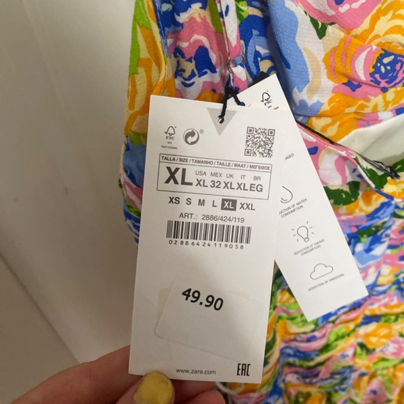 Floral Zara Dress Size XL - Picture 3 of 3